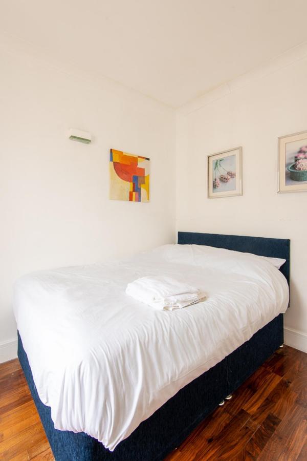 London Central Studio ภายนอก รูปภาพ