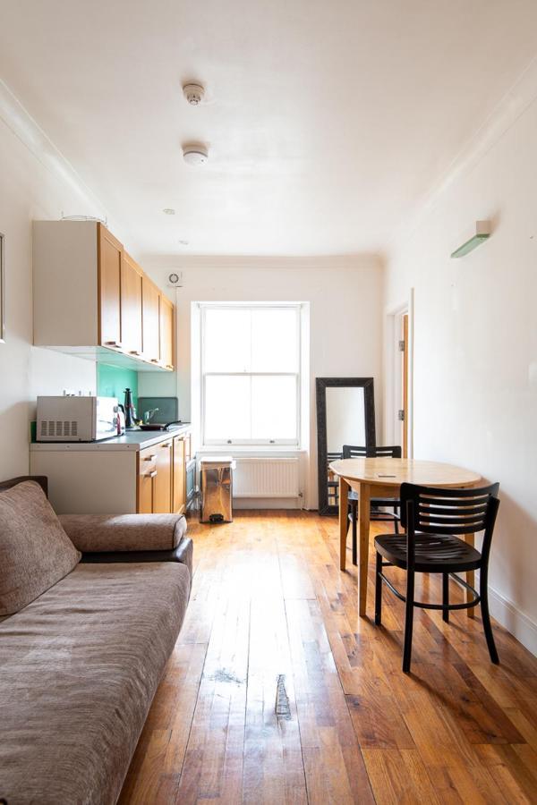 London Central Studio ภายนอก รูปภาพ